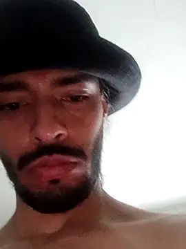 Snapshot of Donstark6669 chatting on September 10, 3:45 pm Donstark6669 online show from September 10, 3:45 pm