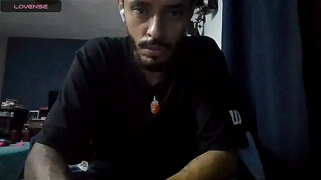 Snapshot of Donstark6669 chatting on September 30, 7:24 am Donstark6669 online show from September 30, 7:24 am