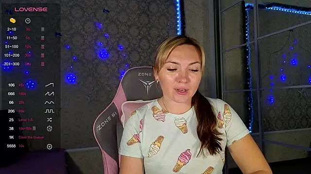 -DIVORA- online show from December 18, 1:34 pm