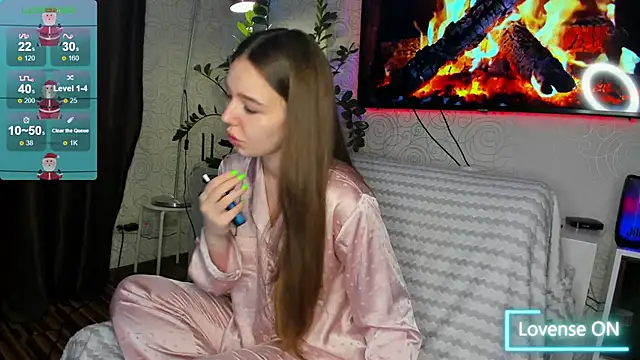 Snapshot of KentsMomAliss chatting on January 8, 9:10 am KentsMomAliss online show from January 8, 9:10 am