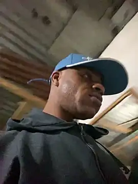 Snapshot of ElNegroRony chatting on December 31, 7:31 am ElNegroRony online show from December 31, 7:31 am