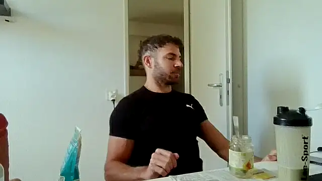 alpha-hunk online show from June 1, 9:22 am