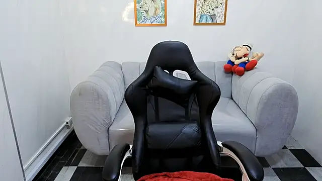 Snapshot of jesi_daniels_b chatting on January 27, 7:35 pm jesi daniels b online show from January 27, 7:35 pm