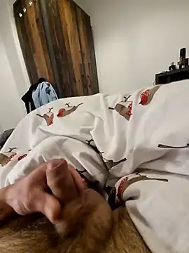 Snapshot of NiceBone000 chatting on January 4, 1:52 am NiceBone000 online show from January 4, 1:52 am