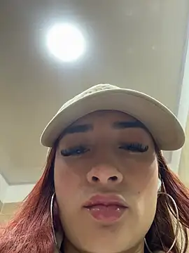 ariiel  online show from February 12, 5:30 pm