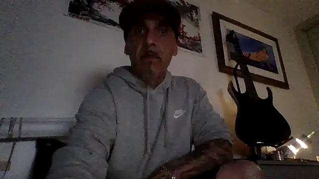 Snapshot of CandiedPompano chatting on June 22, 4:09 am CandiedPompano online show from June 22, 4:09 am