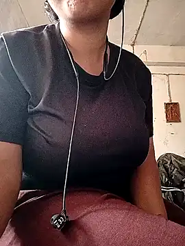 ruhi2003 online show from February 14, 12:36 pm