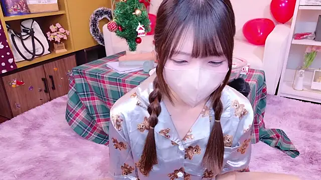 Snapshot of Naachan_-sub- chatting on February 13, 11:50 am Naachan -sub- online show from February 13, 11:50 am