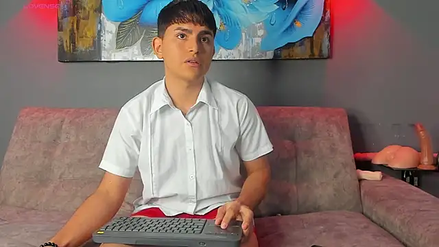 Lyam ap online show from December 4, 8:45 am