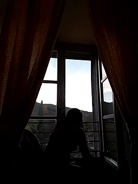 Snapshot of feetqueen96 chatting on October 12, 4:06 pm feetqueen96 online show from October 12, 4:06 pm