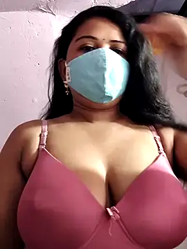 Snapshot of Dr_Chhaya chatting on February 17, 1:57 am Dr Chhaya online show from February 17, 1:57 am