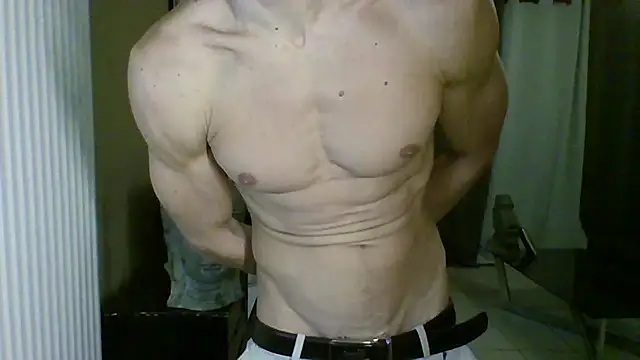 Snapshot of ApollonFit_x69 chatting on March 3, 2:04 am ApollonFit x69 online show from March 3, 2:04 am