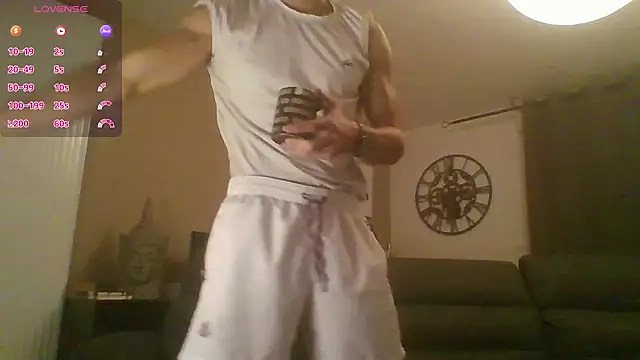 Snapshot of ApollonFit_x69 chatting on October 7, 10:07 pm ApollonFit x69 online show from October 7, 10:07 pm