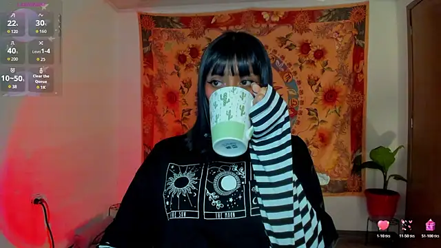 Snapshot of Demeter__ chatting on April 19, 11:51 pm Demeter online show from April 19, 11:51 pm
