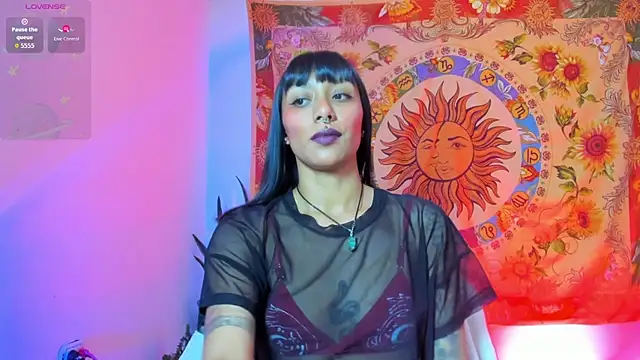 Snapshot of Demeter__ chatting on May 1, 11:42 pm Demeter online show from May 1, 11:42 pm