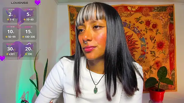 Snapshot of Demeter__ chatting on May 30, 1:46 am Demeter online show from May 30, 1:46 am
