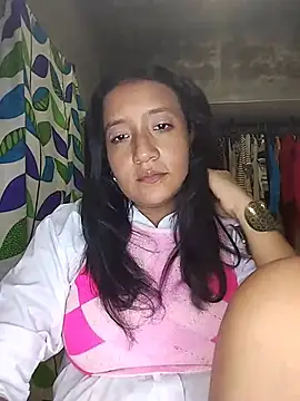 Snapshot of cami_victoria chatting on June 25, 7:18 pm cami victoria online show from June 25, 7:18 pm