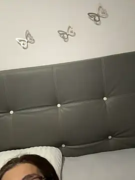 AntonellaAlondra4 online show from April 4, 11:08 am