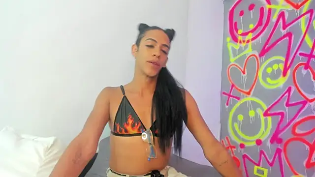 Snapshot of APRILL_FOXX chatting on October 2, 7:54 pm APRILL FOXX online show from October 2, 7:54 pm