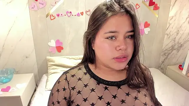 Snapshot of rose_nova chatting on February 19, 8:16 pm rose nova online show from February 19, 8:16 pm