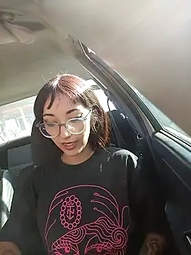 Snapshot of HighLilith chatting on December 18, 4:49 pm HighLilith online show from December 18, 4:49 pm