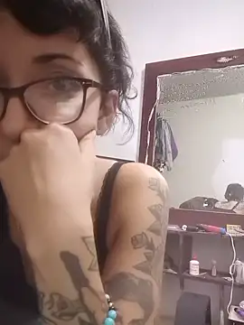 Snapshot of HighLilith chatting on September 17, 4:30 pm HighLilith online show from September 17, 4:30 pm