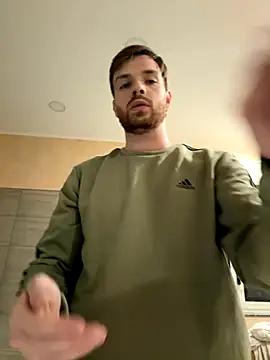 Snapshot of Maicolino96 chatting on October 11, 11:47 pm Maicolino96 online show from October 11, 11:47 pm