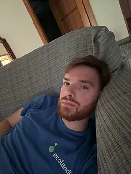 Snapshot of Maicolino96 chatting on October 31, 8:15 am Maicolino96 online show from October 31, 8:15 am