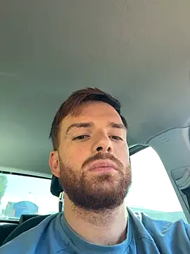 Snapshot of Maicolino96 chatting on November 3, 8:37 am Maicolino96 online show from November 3, 8:37 am