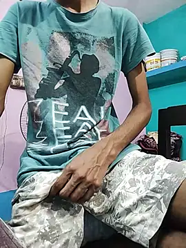 Snapshot of Afgref5335 chatting on July 19, 5:49 pm Afgref5335 online show from July 19, 5:49 pm