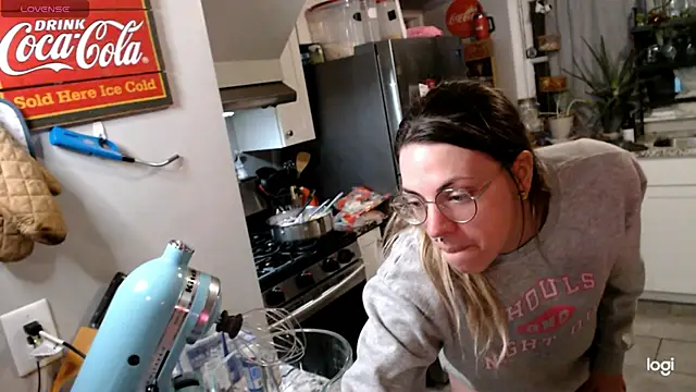 KSwonderland6 online show from February 21, 6:36 am