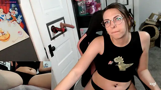 KSwonderland6 online show from March 21, 4:06 am