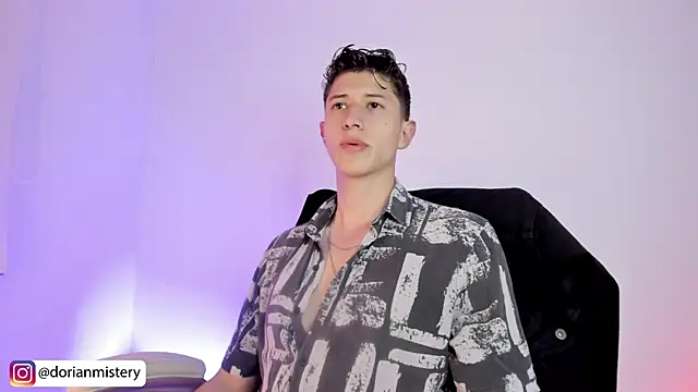 Dorianmistery2322  online show from April 10, 11:42 pm