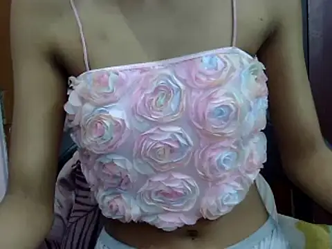 Cute Alaina online show from September 12, 4:34 am
