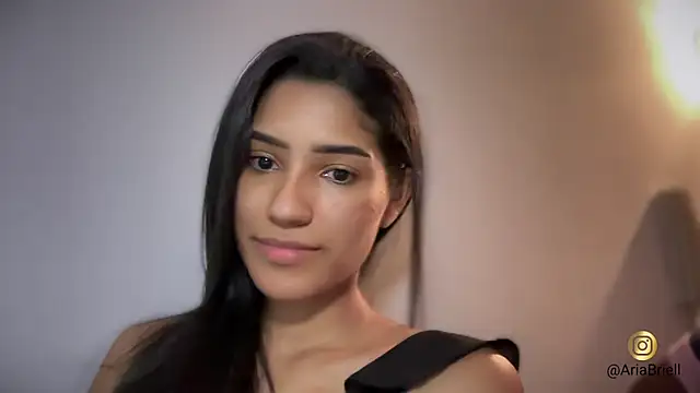 Snapshot of chiarabrielle00 chatting on May 1, 1:32 am chiarabrielle00 online show from May 1, 1:32 am