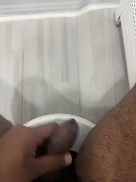 Snapshot of ajju_saxena_143 chatting on April 5, 11:46 pm ajju saxena 143 online show from April 5, 11:46 pm