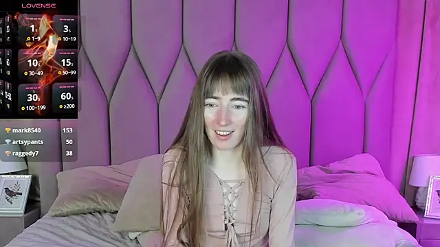 Snapshot of MillicentFarrell chatting on February 1, 12:51 am MillicentFarrell online show from February 1, 12:51 am