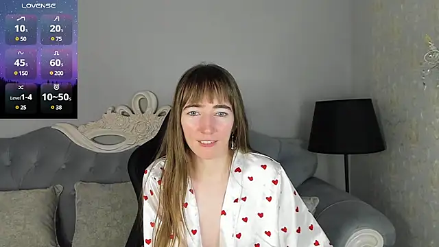 Snapshot of MillicentFarrell chatting on February 7, 6:56 pm MillicentFarrell online show from February 7, 6:56 pm