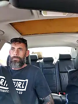 Snapshot of hornycouple6110 chatting on March 8, 6:32 am hornycouple6110 online show from March 8, 6:32 am