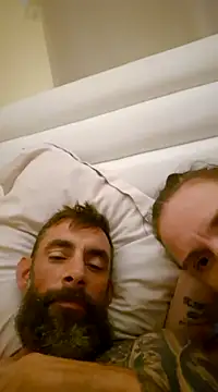 Snapshot of hornycouple6110 chatting on March 8, 7:53 pm hornycouple6110 online show from March 8, 7:53 pm