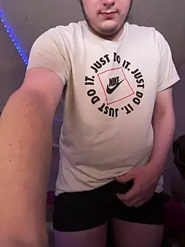 Lilian 701 online show from April 27, 8:18 pm