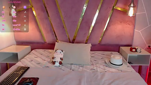 Nina Harper online show from December 10, 12:16 pm