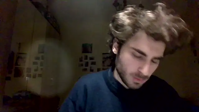 Snapshot of tedio-2004 chatting on February 3, 3:38 pm tedio-2004 online show from February 3, 3:38 pm