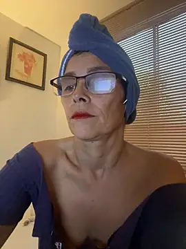 MireyaTorresGu online show from February 19, 10:17 pm