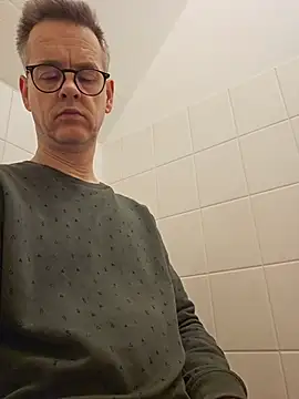 Hectorthyssen1 online show from March 14, 10:53 am