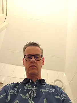 Snapshot of Hectorthyssen1 chatting on May 31, 8:32 pm Hectorthyssen1 online show from May 31, 8:32 pm