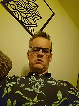 Snapshot of Hectorthyssen1 chatting on August 2, 12:31 am Hectorthyssen1 online show from August 2, 12:31 am