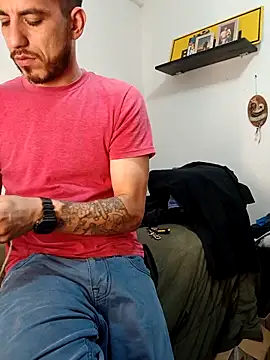 jhonyhot9292 online show from April 20, 2:20 pm