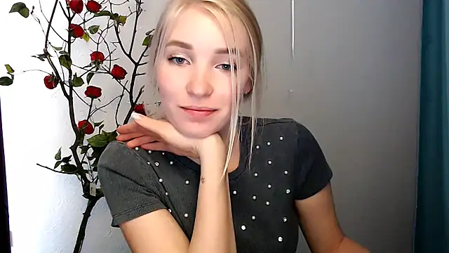 Queen ofLove online show from April 14, 12:11 pm