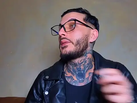 MentoXXL online show from March 17, 3:59 pm